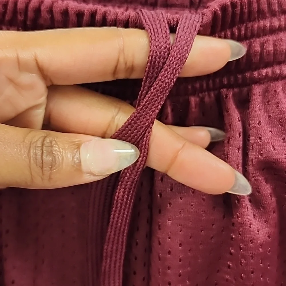 Burgundy Mesh Basketball Shorts Athletic Gym Drawstring Size XL - Picture 6 of 10